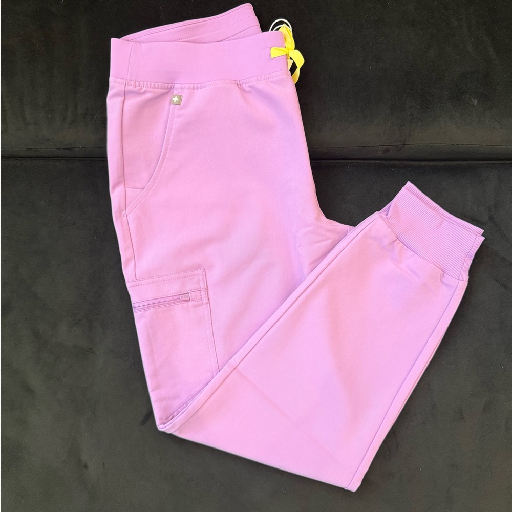 FIGS scrub joggers